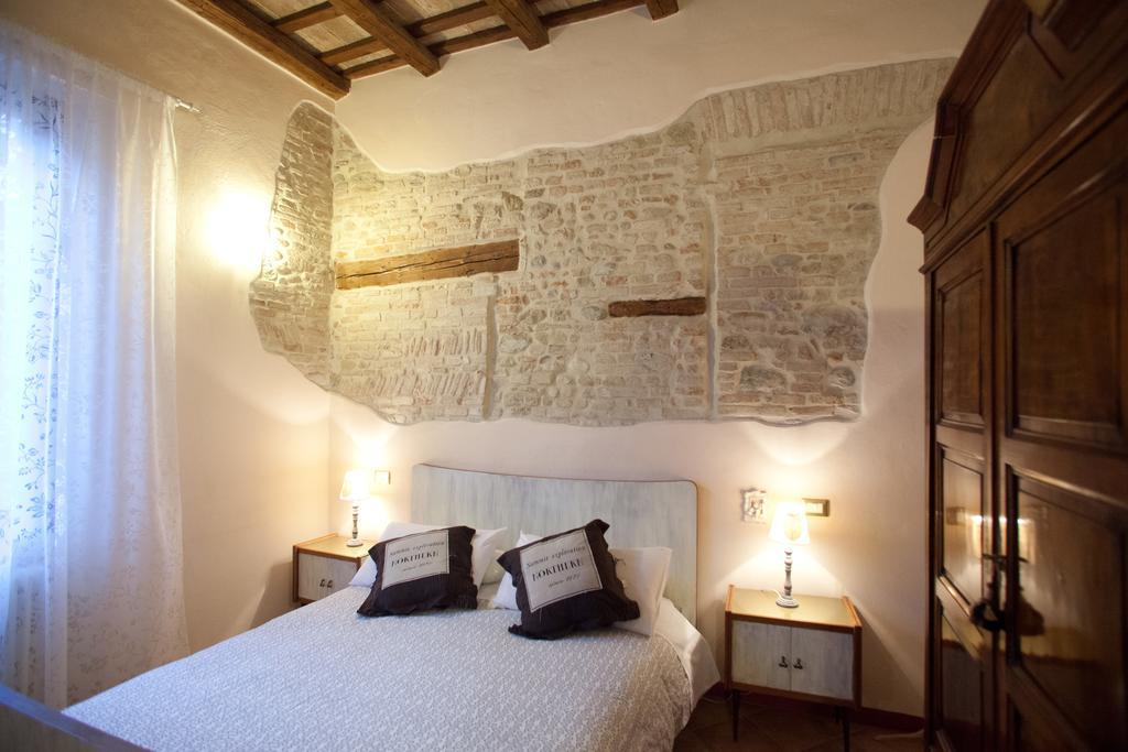 Relais B&B Corte Dei Turchi Longiano Szoba fotó